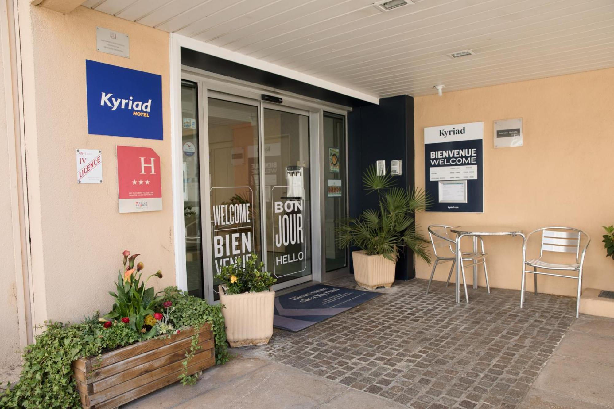 Kyriad Villefranche Sur Saone Zewnętrze zdjęcie
